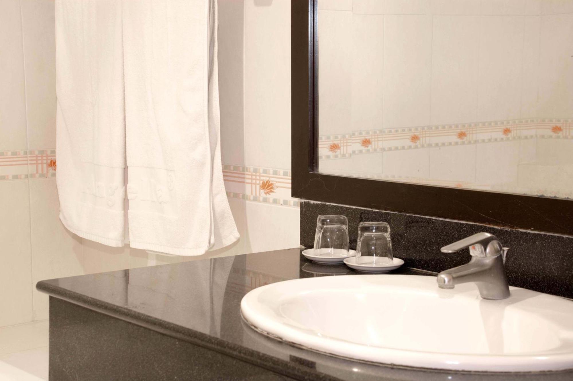 Angella Hotel Nha Trang Zewnętrze zdjęcie